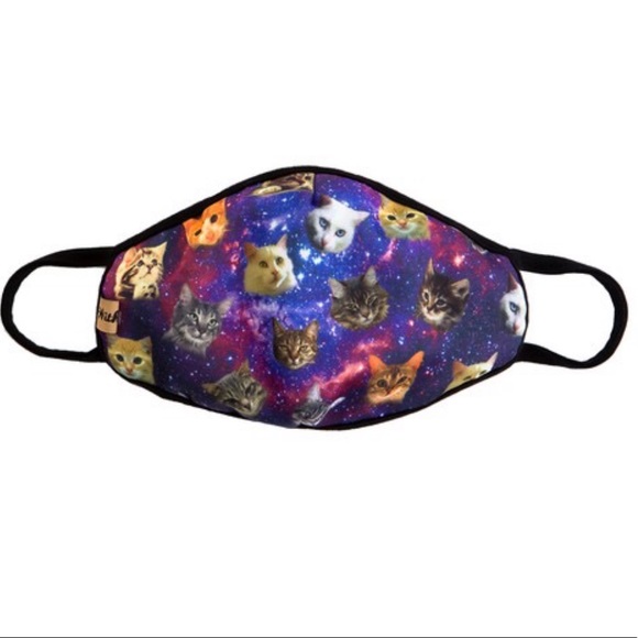 MADE IN USA, Purple Cats Print Face Mask - Picture 6 of 7